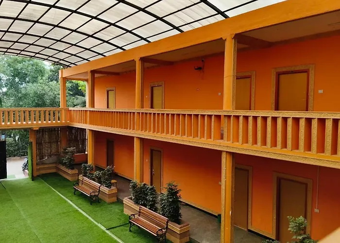 P'Almshore Ecr' Resort
