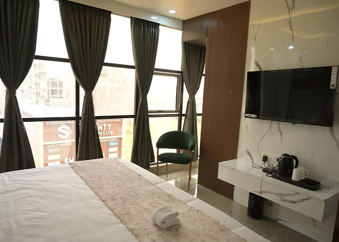 Hotel Surya Inn