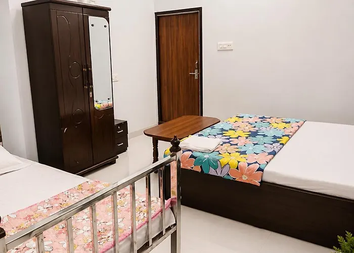 Shri Shyam Kunj Hotel
