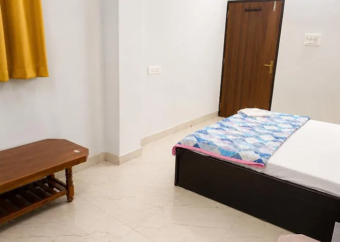Shri Shyam Kunj Hotel