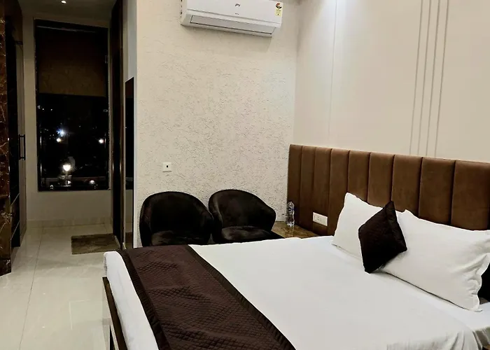 Shri Sangam Hotel