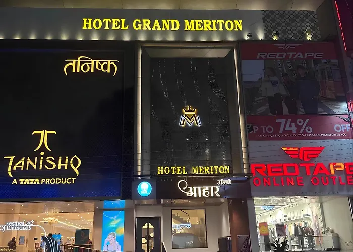 Hotel Grand Meriton