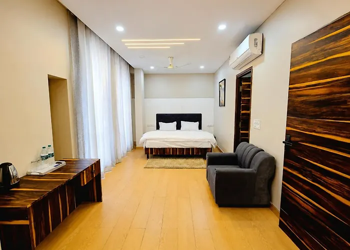 Hotel Nayaab Firozpur