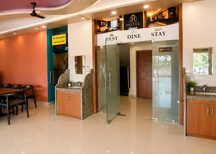 Jhankor Hotel