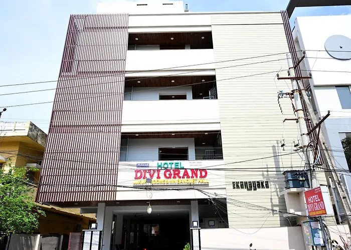 Hotel Divi Grand