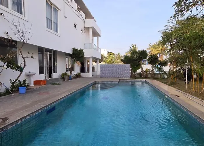 Velora Villa Mahabs