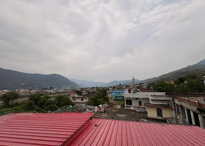 Dangwal Hotel