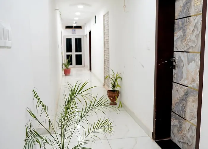 Hotel Shree Karni Palace