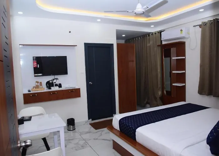 Golden Peak Inn, Rammanahalli