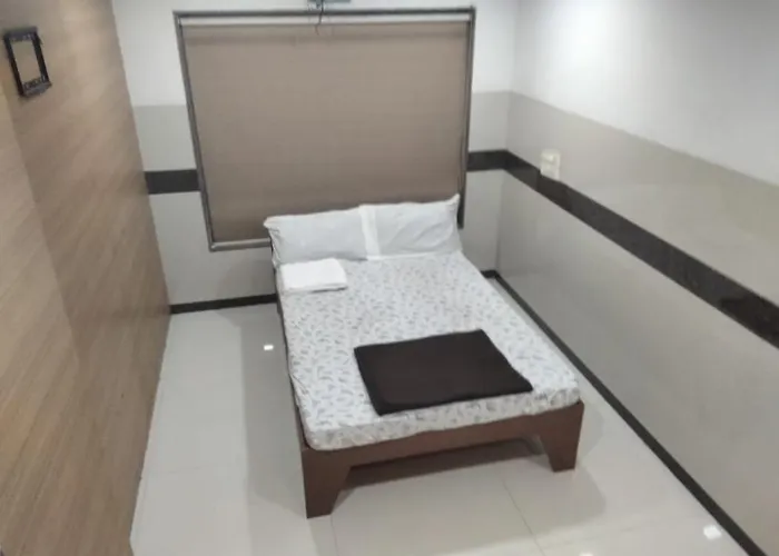 Balaji Rooms&Domentry