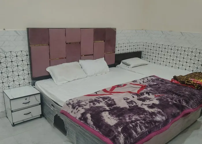 Rukmani Dham Hotel & Guest House