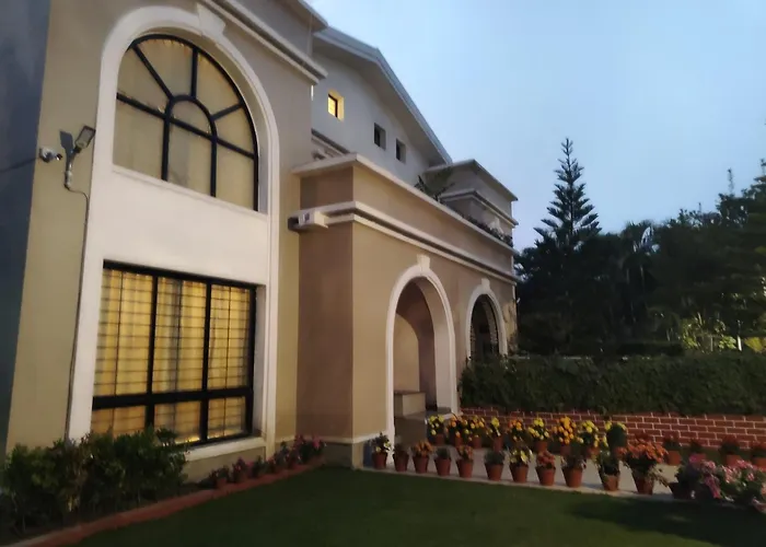 Bhromor -A Pet-Friendly Villa