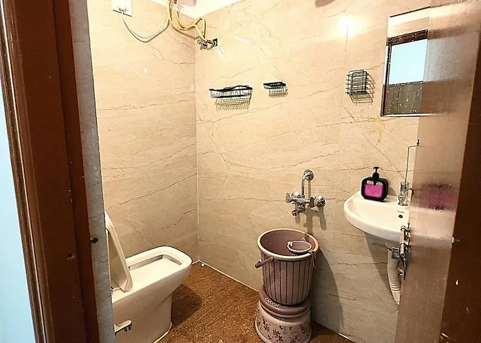 Curated 3Bhk With Attached Bathrooms Near Hitex Kk