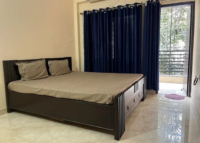 Grand 3Bhk Apartment In Prime Area