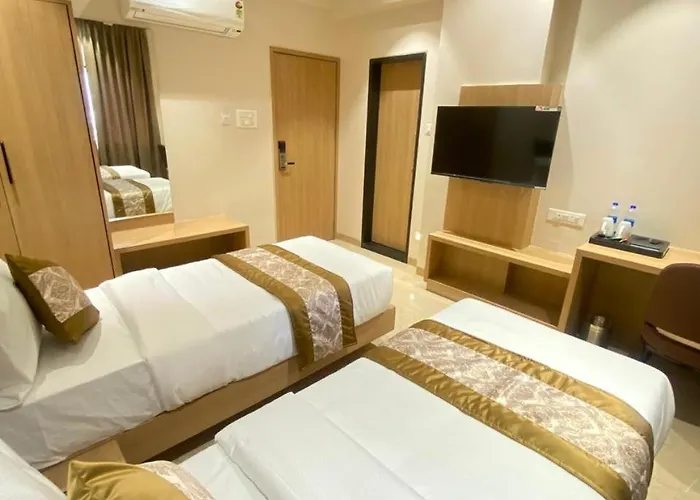Hotel Banyan Crest