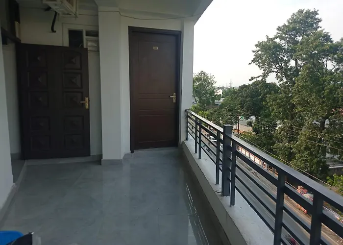 Hotel Rose Palace