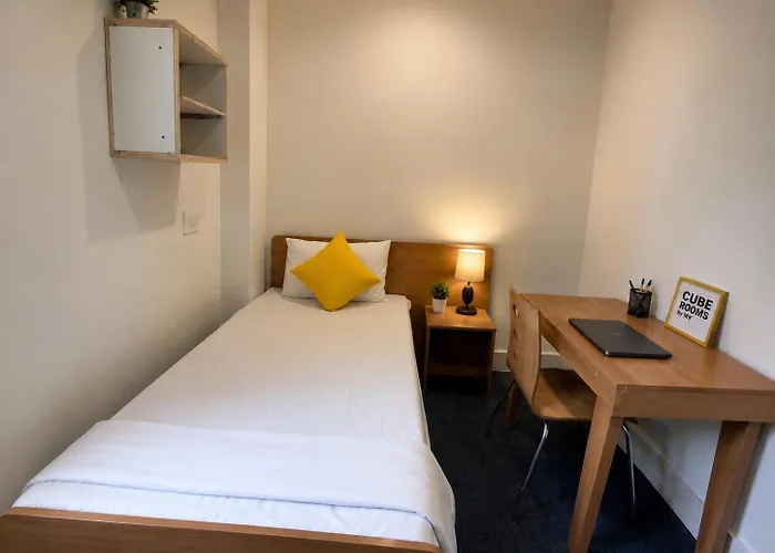 Cuberooms Airport Transit Hotel & Co-Living