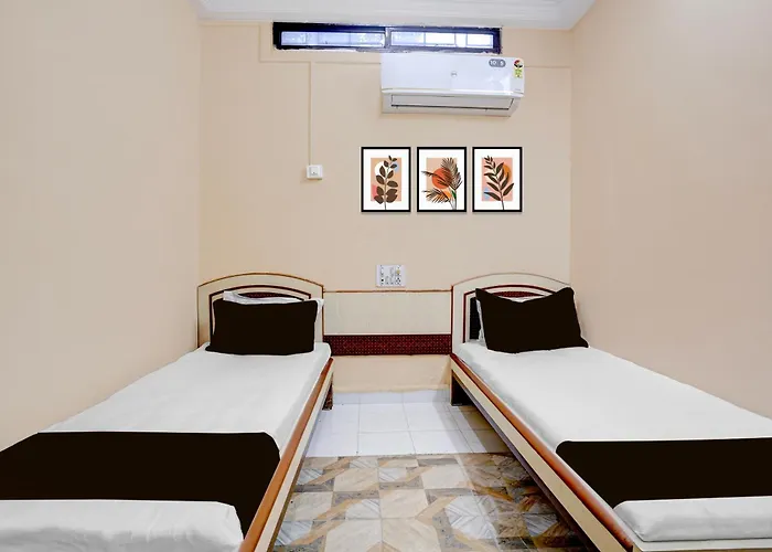 Spot On Hotel Silver Spoon