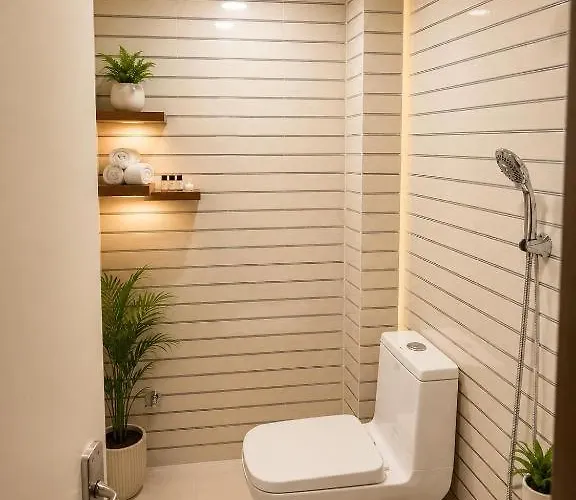 Cuberooms Airport Transit Hotel & Co-Living