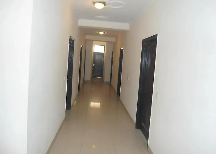 Aero Laiysa By Global Radiance Near Igi Delhi Airport
