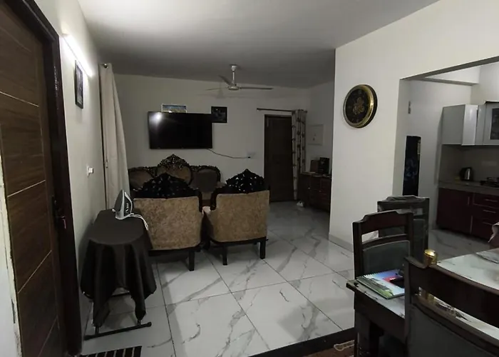 Reem Residency