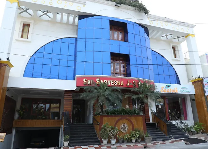 Sri Sarvesha Js Palace Temple View