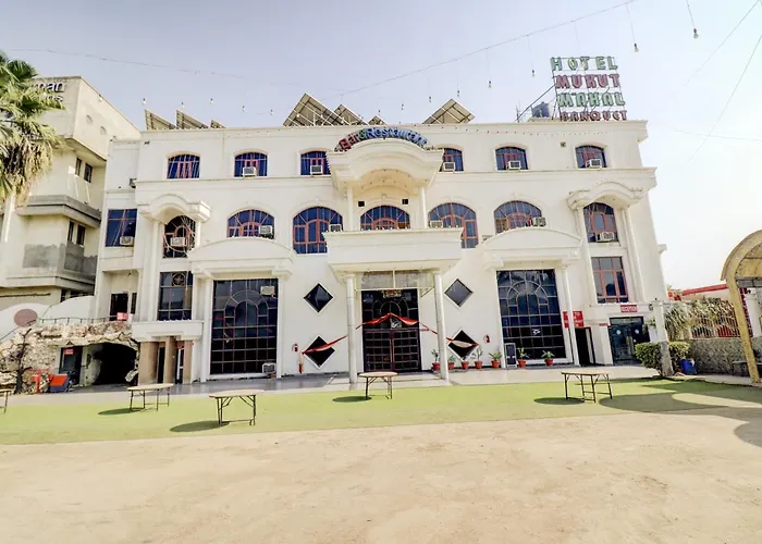 Hotel O Mukut Mahal