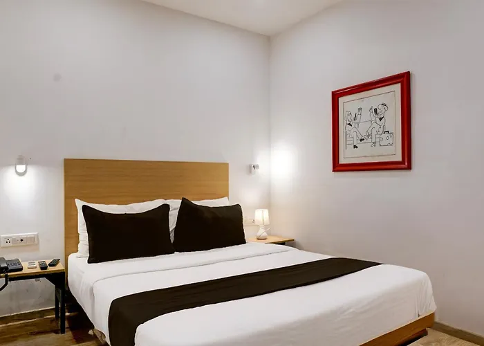 Super Townhouse Akota Vadodara