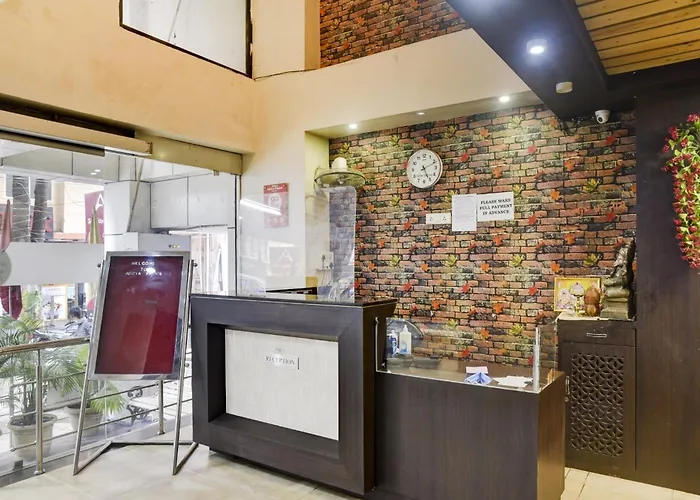 Hotel Aditya Palace