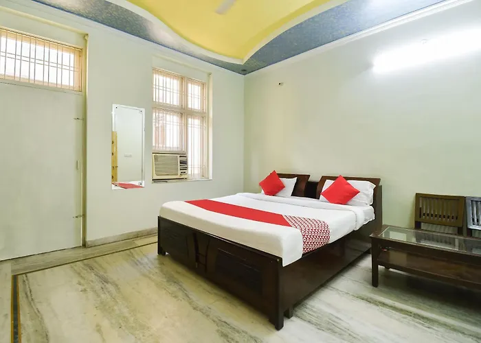 Hotel O Raj Palace