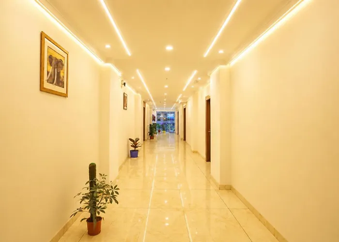 Hotel Decent Suites - Delhi Airport New Delhi