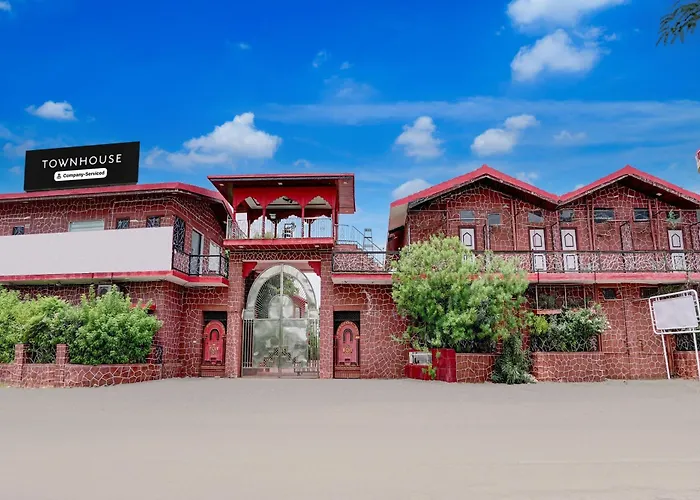 Townhouse Rampura Formerly Rawat Resort