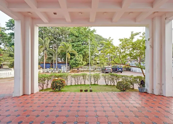 Collection O Chalakudy Hotels