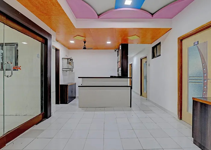 Hotel O Mayur