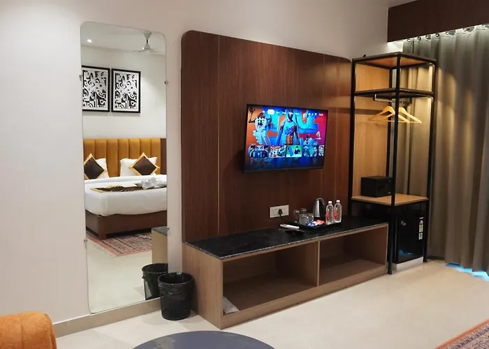 Hotel Ayushman