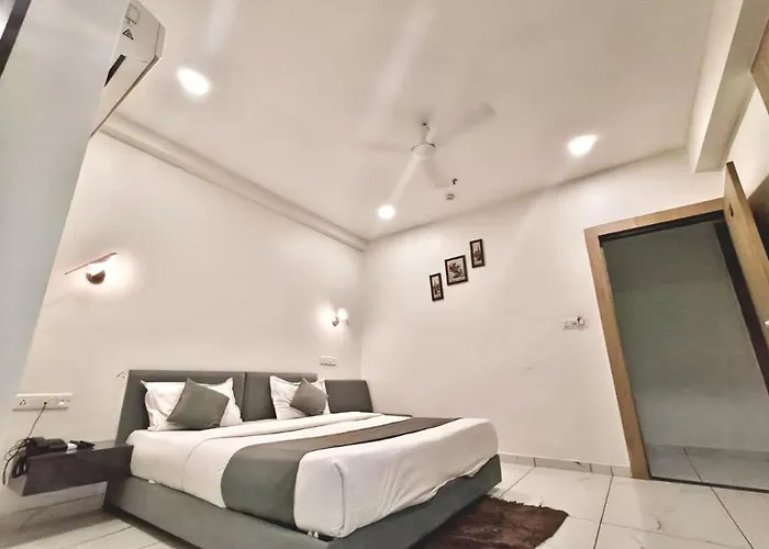 Hotel Park Land A