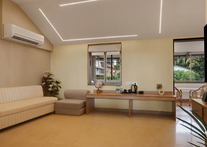 Casa Amarilla Hotel