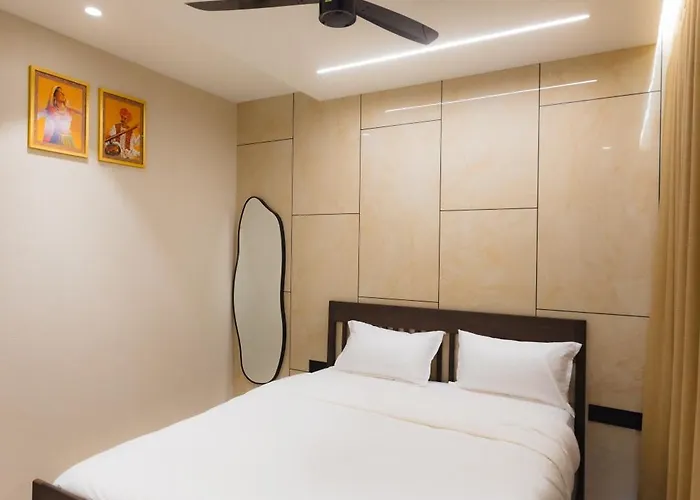 Nirrtul Crystal 1Bhk Apartment Cozy & Quite