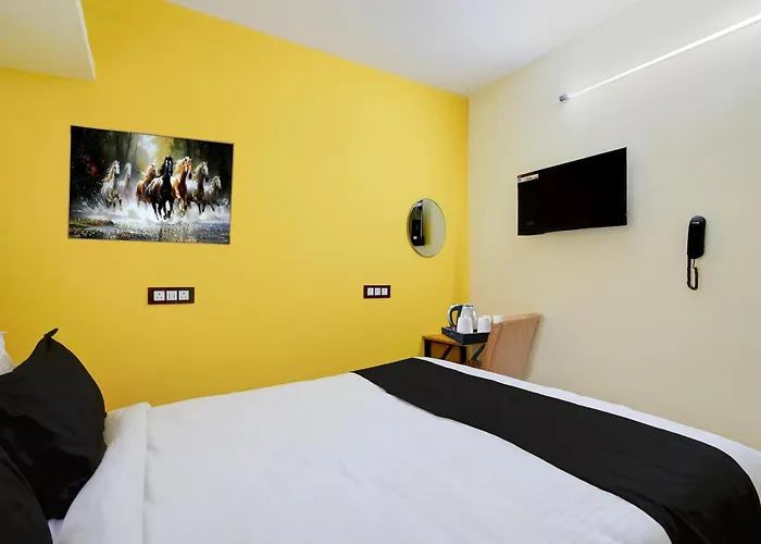 Super Collection O Bangalore Airport Stay