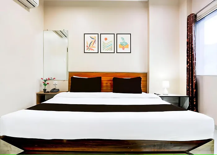 Hotel Swarat By Trustay
