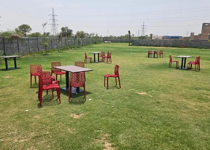 Prem Villas Hotel