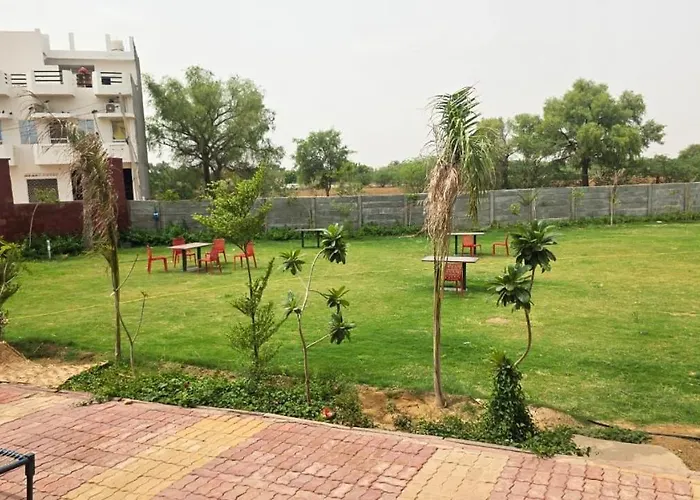 Prem Villas Hotel