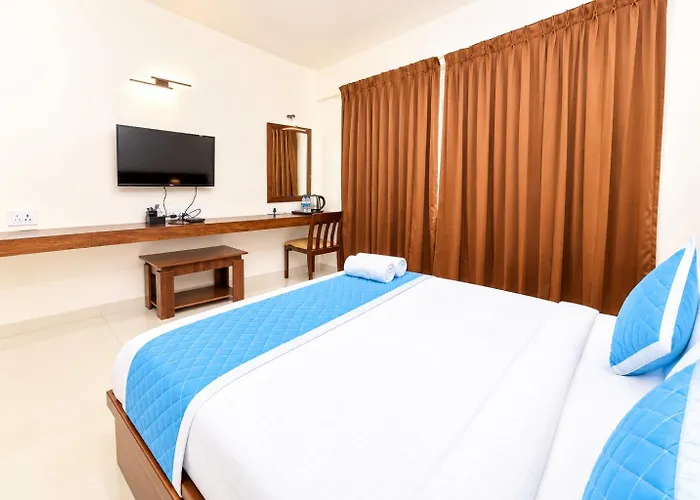 The Prakash Elite Guest House Near Vishwanath Temple, Varanasi