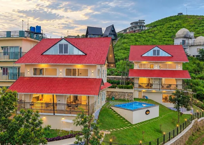 Velora Pool Resort Vagamon By Voye Homes
