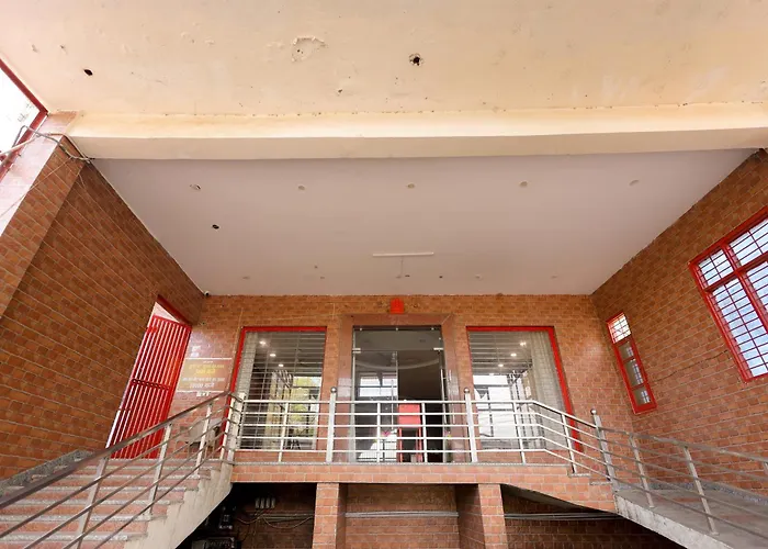 Omji Ashram - Kishori Kripa Dham