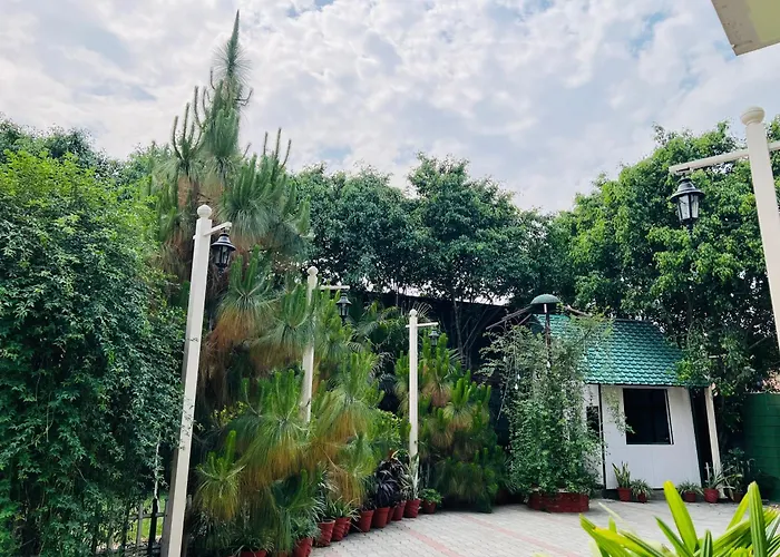 Hotel Green Garden Near Railway Station Ludhiana
