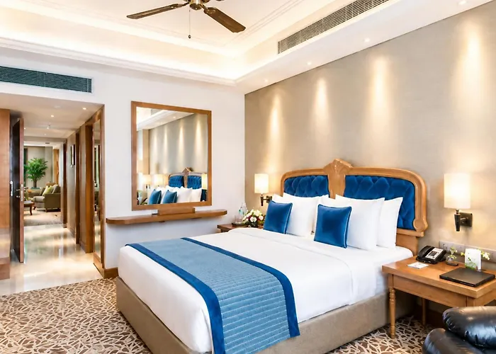 The Cr Pearl Suites Puri - Premium Stay With Swimming Pool & Parking, Restaurant Facilities
