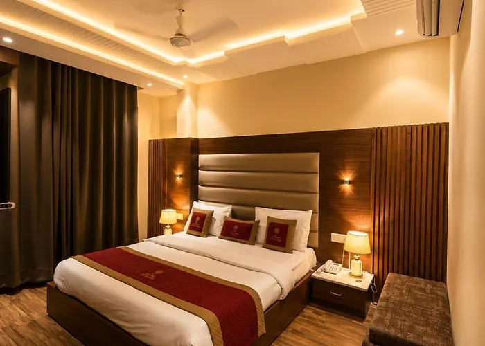 Queens Stays