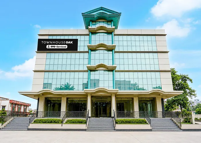 Super Townhouse Oak Prayagraj Bus Terminal Road