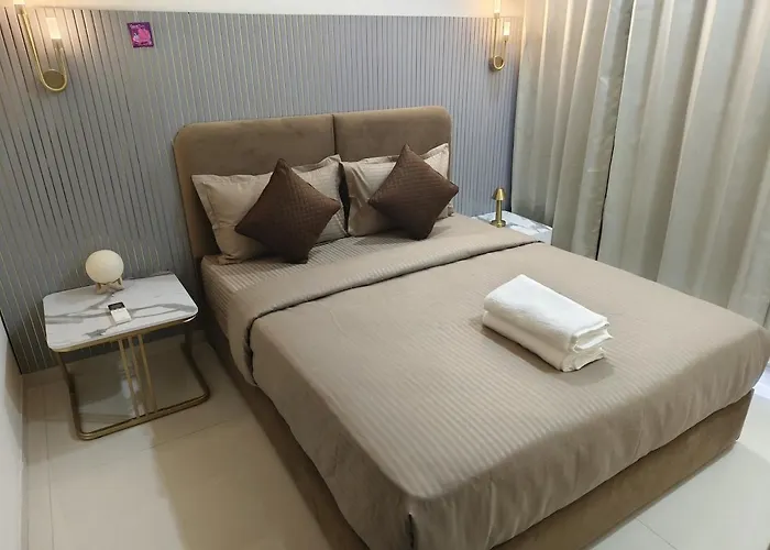 1 Bhk Full Furnished For Family And Bachelors